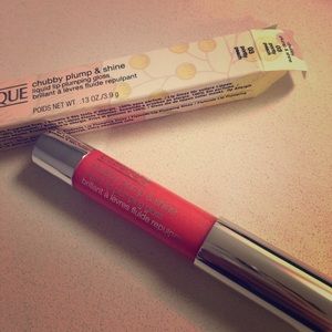 Clinique moisture lip balm plump & shine brand new
